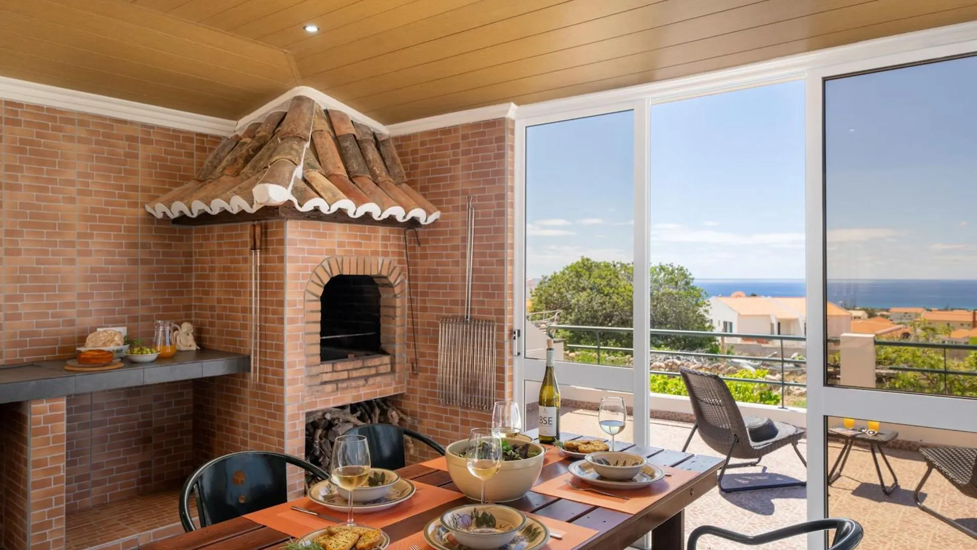 Gazela House Comfort & Barbecue In Porto Santo Prázdninový dům